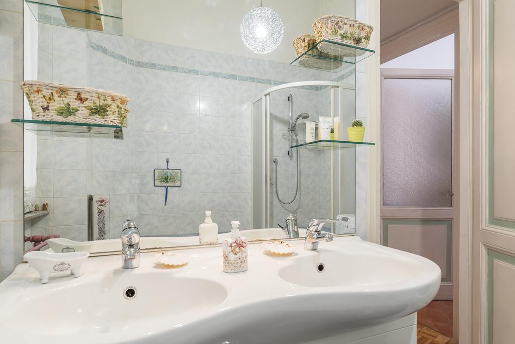 Flower'S Market Apartment - Charme Holidays Roma Exterior foto